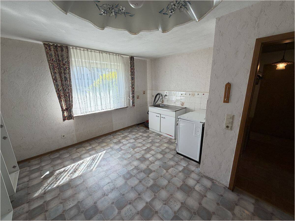 Sanierungsbedürftiges Wohnhaus mit Potential! – Aachen – Vorschaubild 5