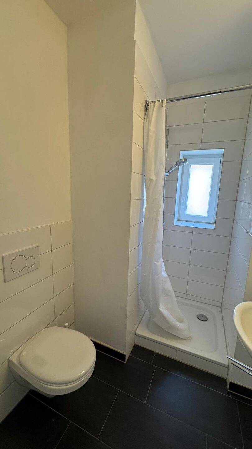 1 ZK Bad mit Dusche, kleine Küchenzeile und Nebenraum, Whg 2.3, Brauerstr. 6, 66123 Saarbrücken – Saarbrücken – Vorschaubild 4