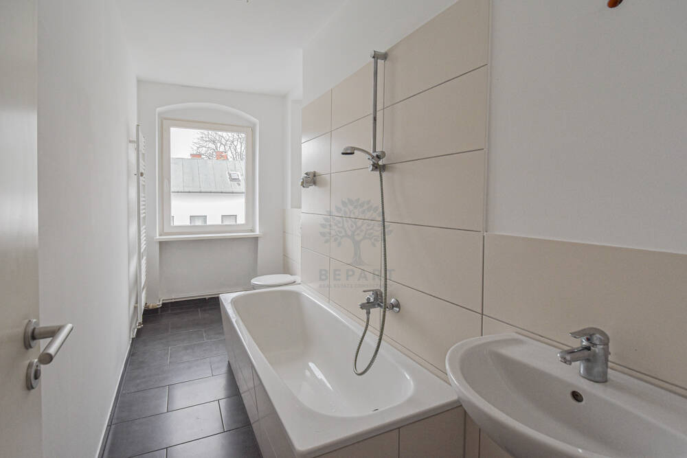 GRÄFEKIEZ - GANZ OBEN WOHNEN! SCHICKE UND HELLE ALTBAUWOHNUNG! PERFEKT GESCHNITTEN! PROVISIONSFREI! – Berlin – Vorschaubild 7