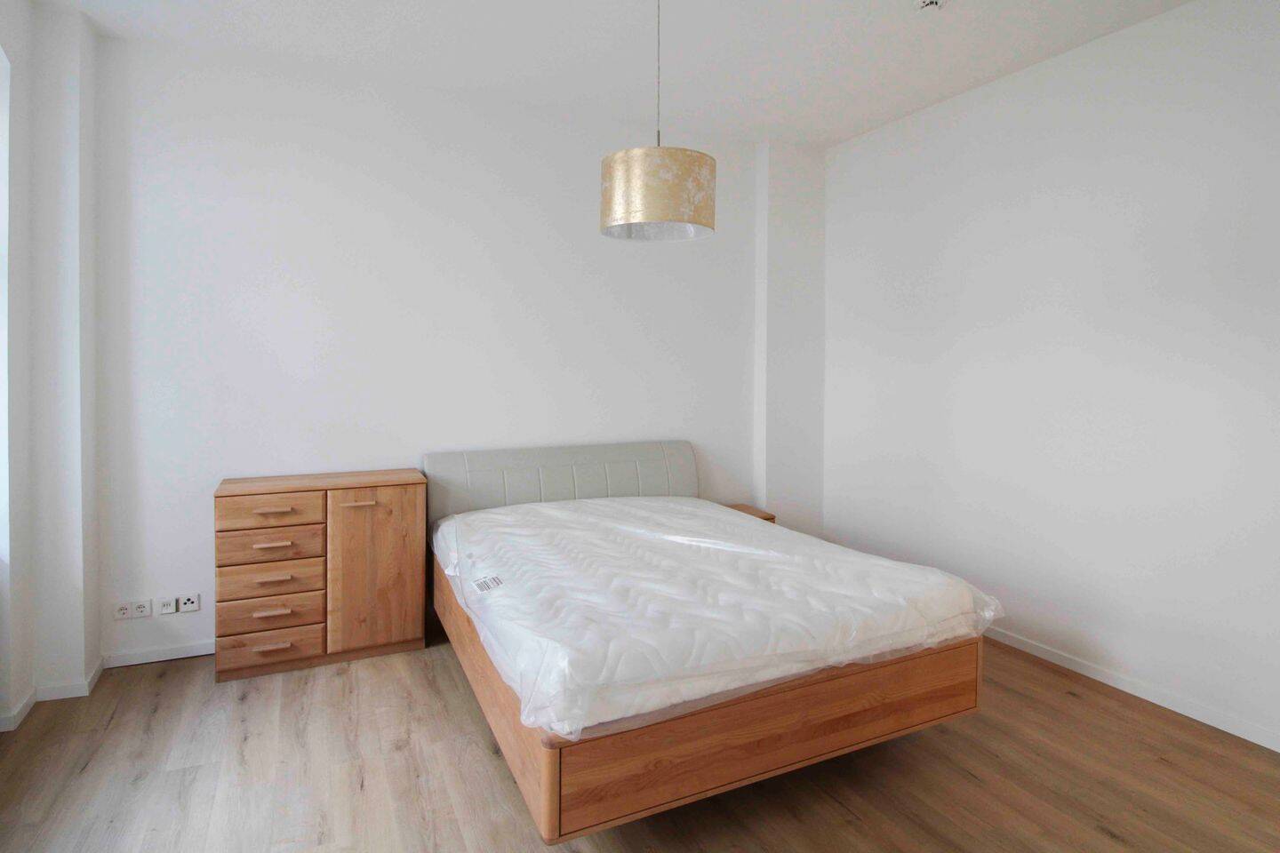 Charmantes City-Apartment: Renovierte 1-Zimmer-Wohnung sofort bezugsfrei in Tempelhof – Berlin – Vorschaubild 4