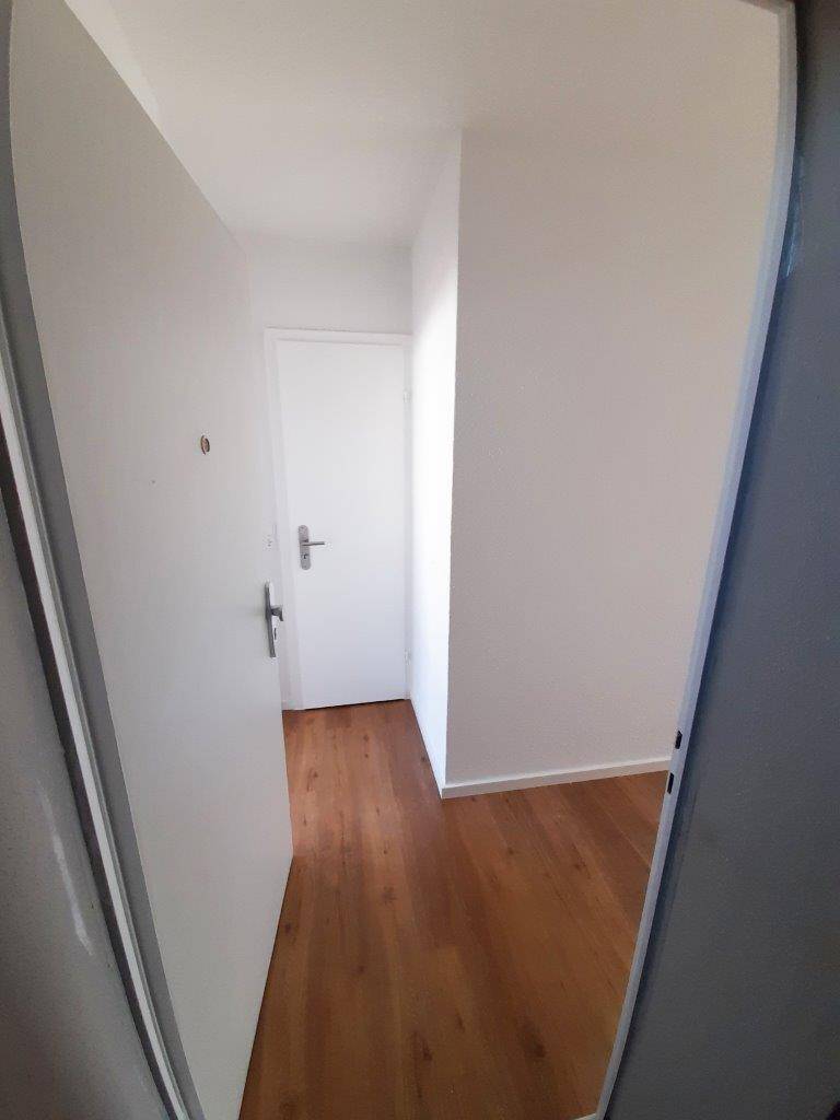 2 Zimmer Wohnung mit 2 Balkonen ideal als WG für 2 Personen – Aachen – Vorschaubild 4