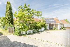 Besonderheit: Charmanter Atrium-Bungalow am Ende einer ruhigen Anliegerstraße – 85551 Kirchheim bei München – Vorschaubild 2