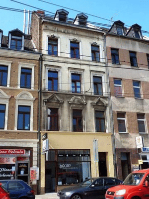 Wohn- und Geschäftshaus, denkmalgeschützt
