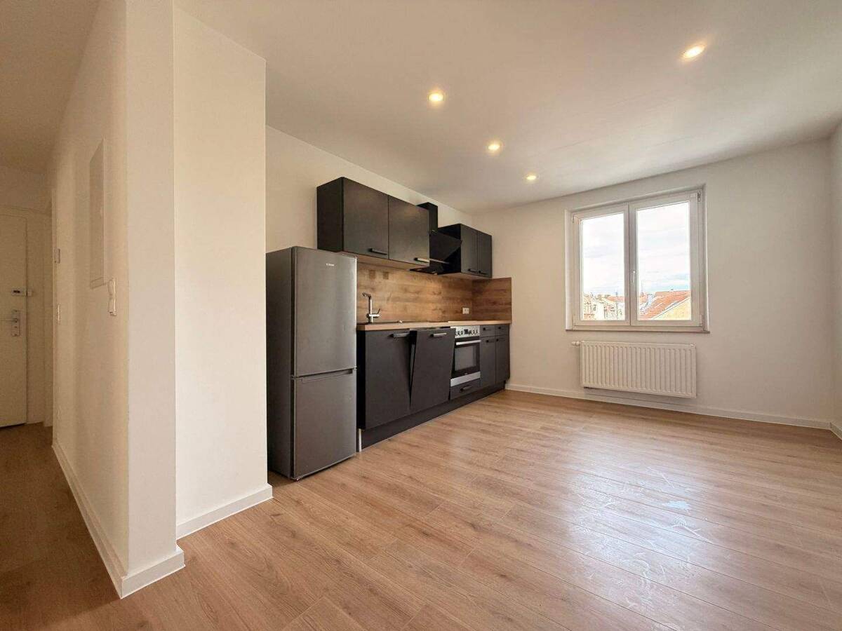 kernsaniert & energieeffizient in GoHo – 2 Zimmer Wohnung mit EBK – 90429 Nürnberg – Bild 1 von 6