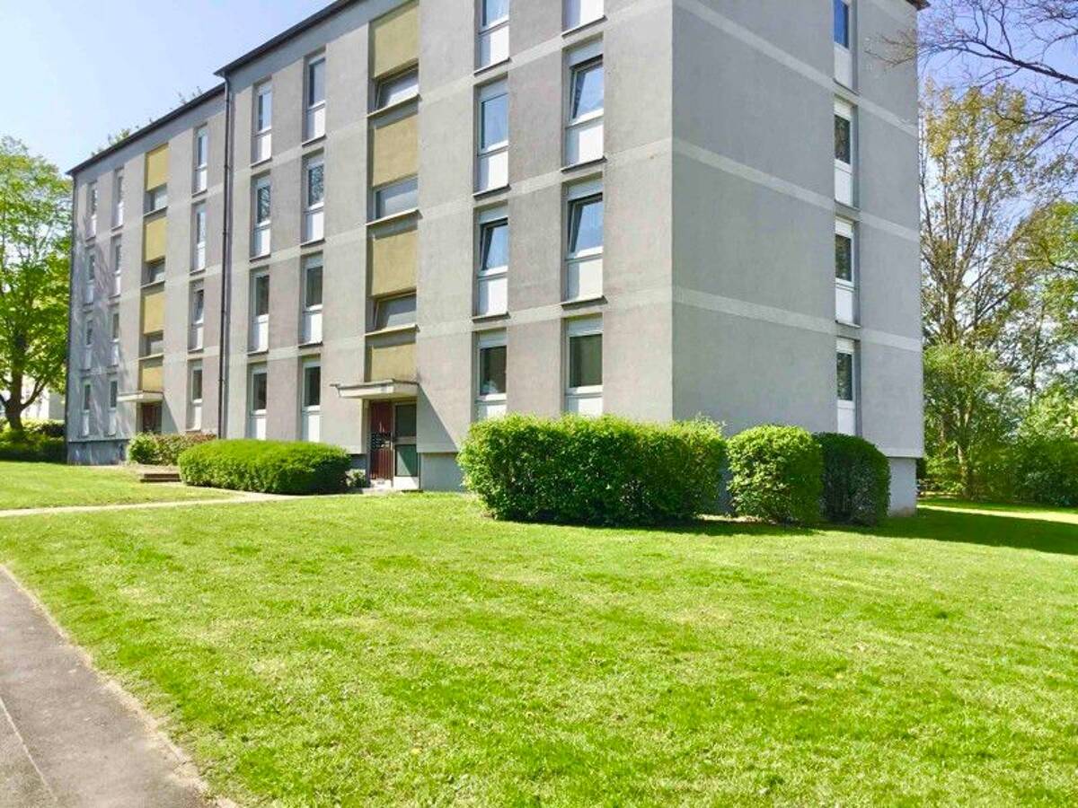 Frisch renovierte 3-Zimmer-Wohnung nähe Indupark zu vermieten – 44149 Dortmund – Bild 1 von 9