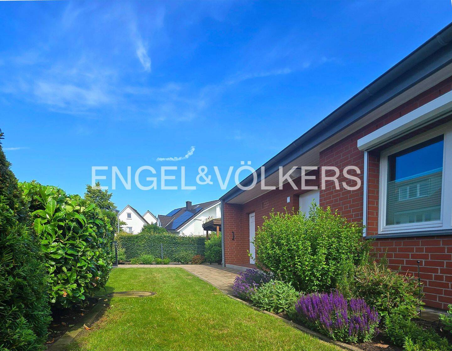 Gepflegter Bungalow mit großzügiger Terrasse – Bremen – Vorschaubild 3