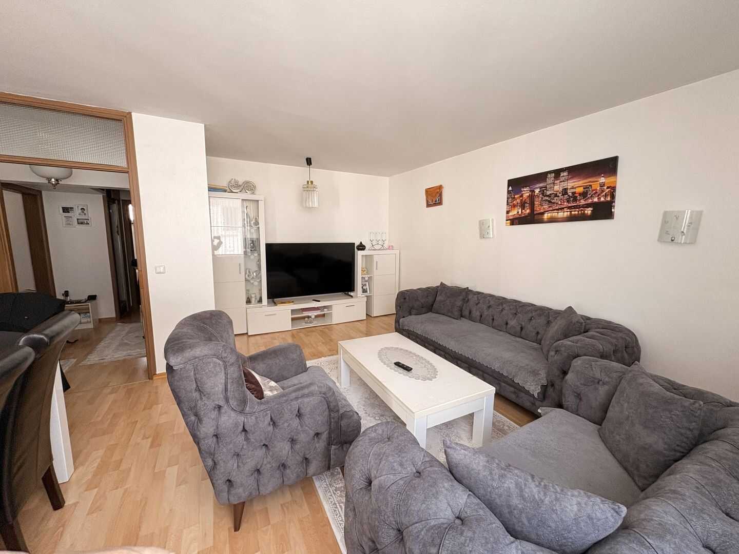 CITYHOUSE: Moderne, sanierte Wohnung mit Balkon zum Wohlfühlen – Köln – Vorschaubild 4