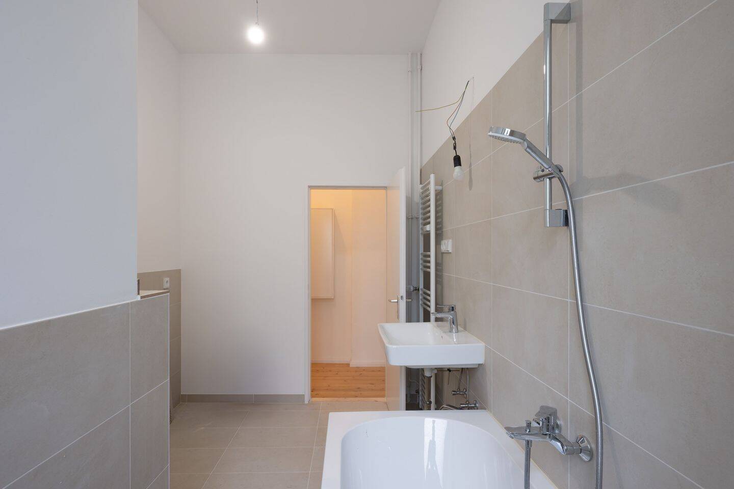 Altbau-Charme trifft Moderne - Ihr neues Zuhause in Wedding – Berlin – Vorschaubild 7