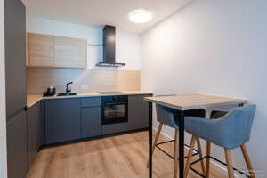 Welc(H)ome® by RIDA FLATS - Köln-Niehl! All in plus! Balkon + TG + Aufzug + Internet + Erstbezug – 50735 Köln – Vorschaubild 4