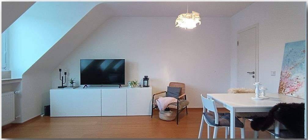 Schöne und lebendige Altstadtlage! Dachgeschoss - Teilmöbliert! Ab sofort verfügbar..... – Düsseldorf – Vorschaubild 4