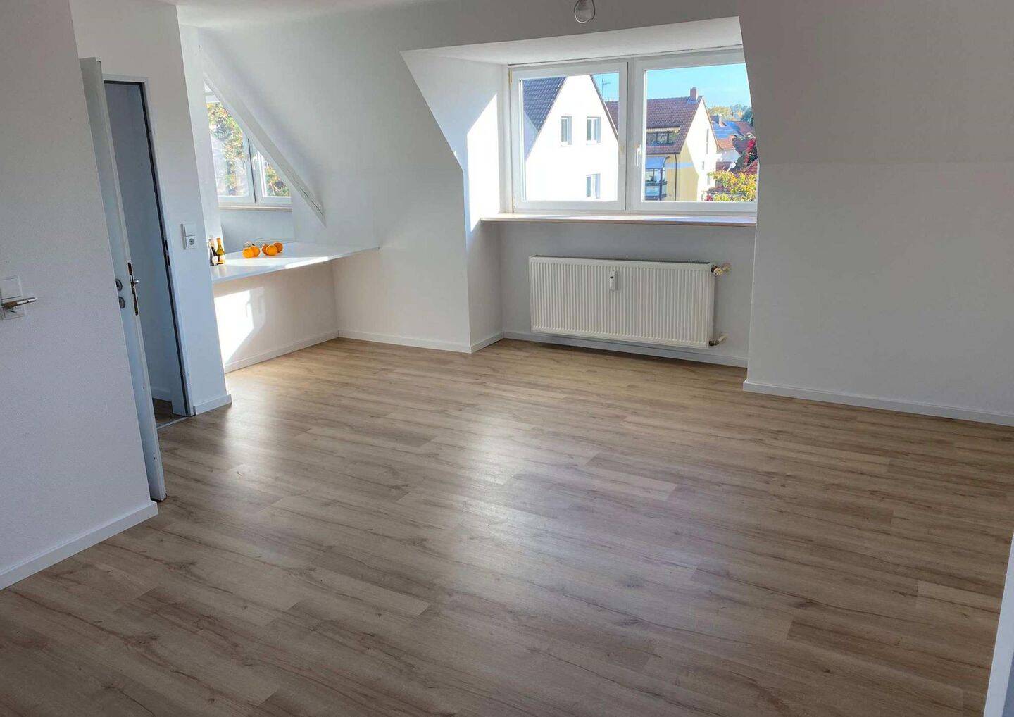 Feines kleines Apartment in ruhiger Stichstraße...Dachstudio in Nürnberg-Nord/Ziegelstein – Nürnberg – Vorschaubild 3