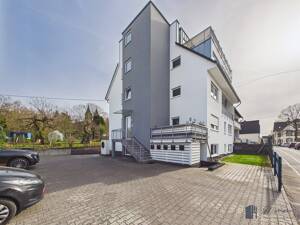 Attraktives Anlage-Doppel in Koblenz-Arenberg Zwei gepflegte Mehrfamilienhäuser als Paketverkauf! – 56077 Koblenz – Vorschaubild 2