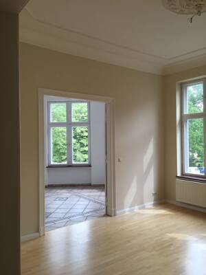 Wohnen im Denkmal: 4-Zimmer-Stuckaltbau im Zentrum von Rostock – 18055 Rostock – Vorschaubild 5