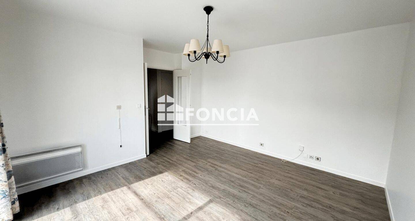 2 pièces 48 m² · à Mont-Saint-Aignan · 47,7 m² · 1 450 €/mois