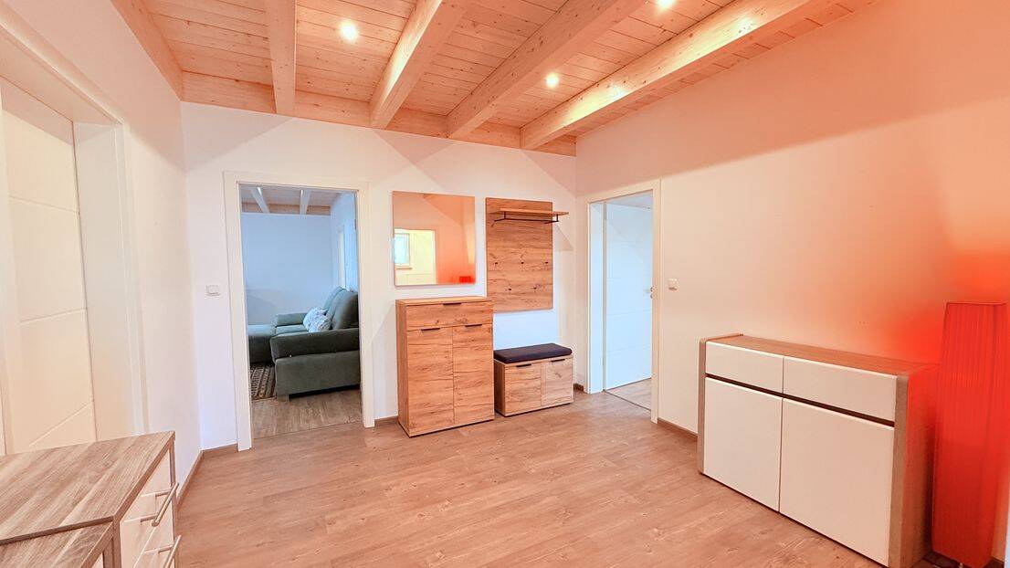 ... AIGNER - Wohnen auf einer Ebene: neuwertiger, ästhetischer Bungalow für gehobene Ansprüche ... – Ering – Vorschaubild 8