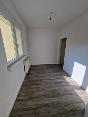 Heiße TAGE - Cooler DEAL: komfortable City Wohnung mit Balkon - jetzt zwei Kaltmieten geschenkt* – 39104 Magdeburg – Vorschaubild 3