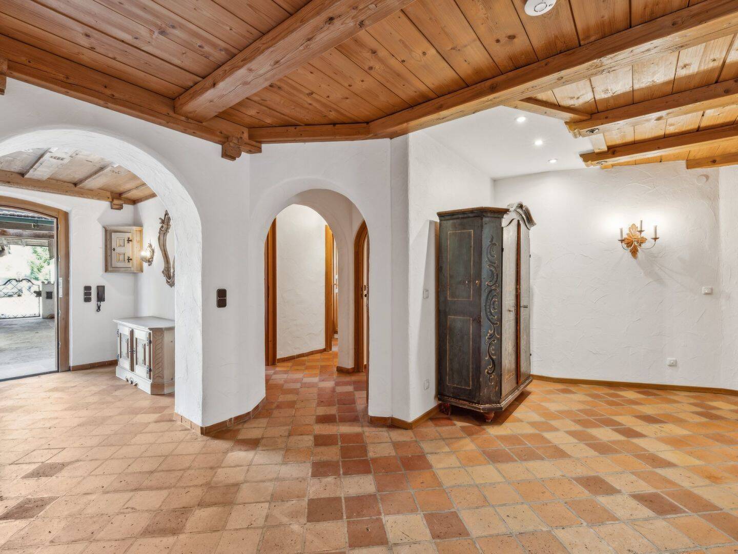 Charmantes Landhaus-Unikat in Otterfing - großzügiges Grundstück - vielseitige Nutzungsmöglichkeiten – Otterfing – Vorschaubild 4