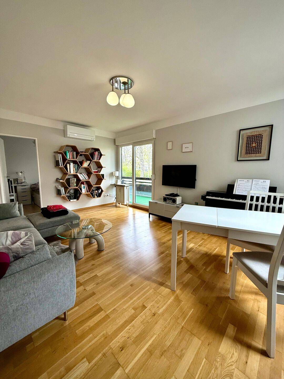 Lichtdurchflutete 2 Zimmer Wohnung mit Balkon in ruhiger Lage von Berlin-Lichterfelde – Berlin – Vorschaubild 2