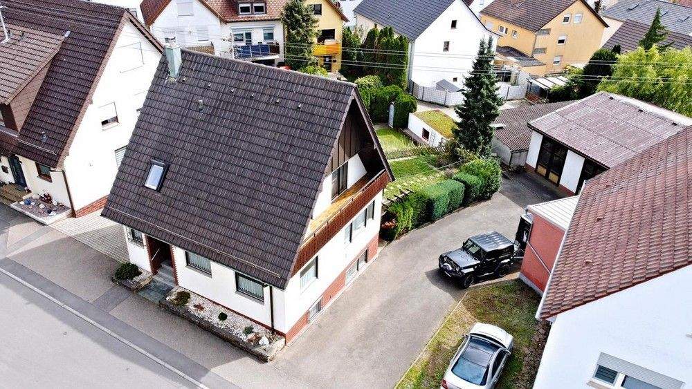 Leben, Arbeiten, Wohlfühlen - Ihr Zuhause mit eigener Werkstatthalle in Heilbronn-Kirchhausen! – Heilbronn – Bild 1 von 9
