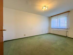 3 Zimmer mit Balkon und eigenem TG-Stellplatz in zentraler Lage zum EEZ zur eigenen Gestaltung. – 22549 Hamburg – Vorschaubild 4