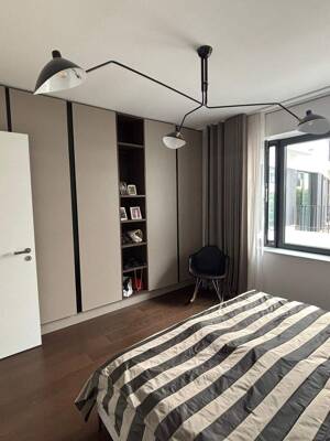 Vollmöblierte Design-Wohnung mit spannenden Blickachsen und Community-Features (Coworking, Fitness) – 20457 Hamburg – Vorschaubild 7