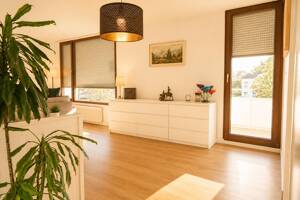 Top-Lage! Modernisierte 3-Zimmer Wohnung in der Leopoldstraße