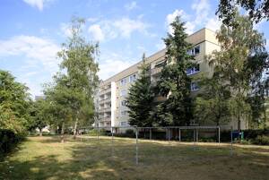 4 - Raum - Wohnung in Herrichtung! – 17036 Neubrandenburg – Vorschaubild 1