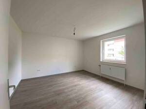 schöne 3-Zimmer-Wohnung mit großem Wohnzimmer und frisch renoviert – 44357 Dortmund – Vorschaubild 4