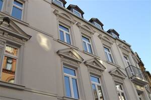 Penthouse mit Dachterrasse. Penthouse with roof terrace. – 65183 Wiesbaden – Vorschaubild 2
