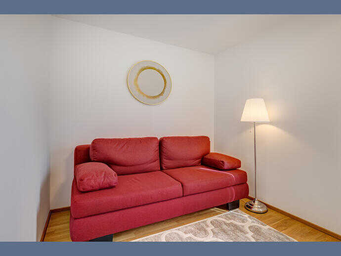 Möbliert: Helle Neubauwohnung mit idealem Schnitt und Balkon – München – Vorschaubild 5