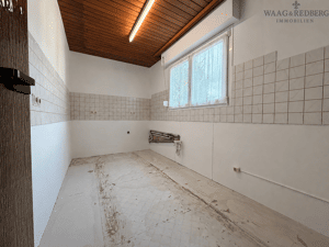 Ruhig gelegenes Zweifamilienhaus mit Garten, Balkon und hervorragender Infrastruktur – 70378 Stuttgart – Vorschaubild 5