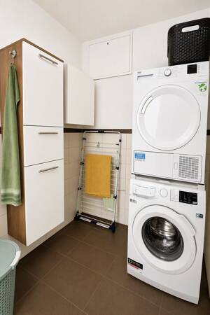 Moderne Maisonette mit Garten, EBK & Tiefgarage – 74076 Heilbronn – Vorschaubild 7