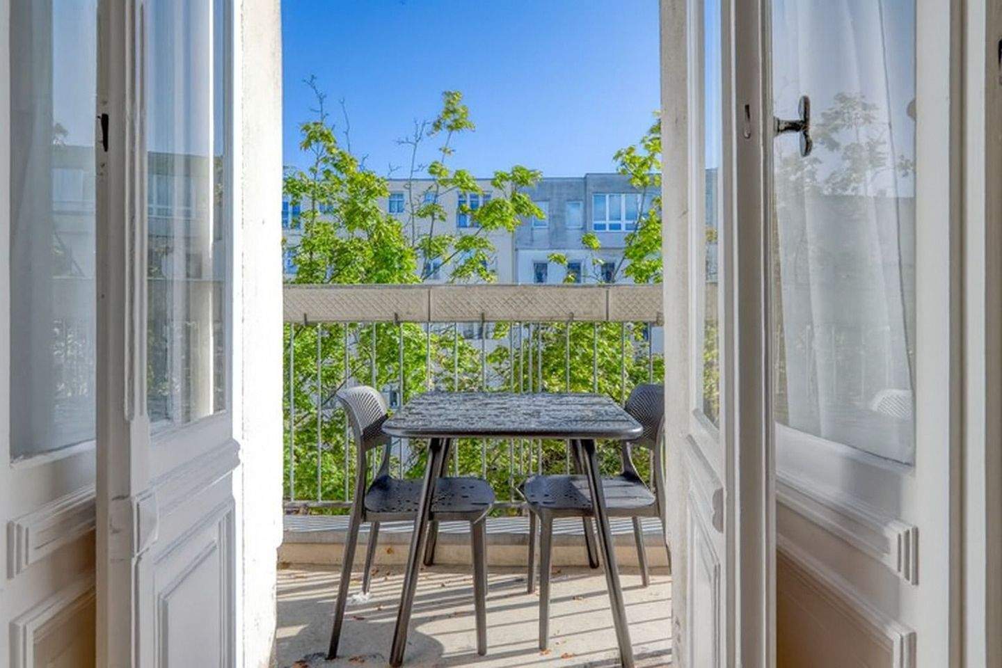 Zeitlos charmant, Charlottenburger Altbau 1. OG, vermietet – Berlin – Vorschaubild 2