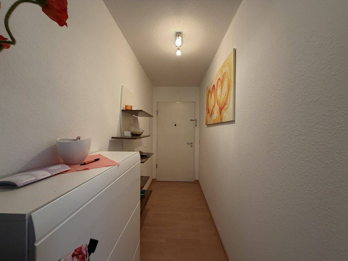 Attraktive Kapitalanlage in grüner Lage - Helle DG-Wohnung mit Balkon – Berlin – Vorschaubild 3