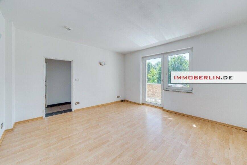 IMMOBERLIN.DE - Lichtdurchflutete Wohnung mit Südwestbalkon & Pkw-Stellplatz – Berlin – Vorschaubild 2