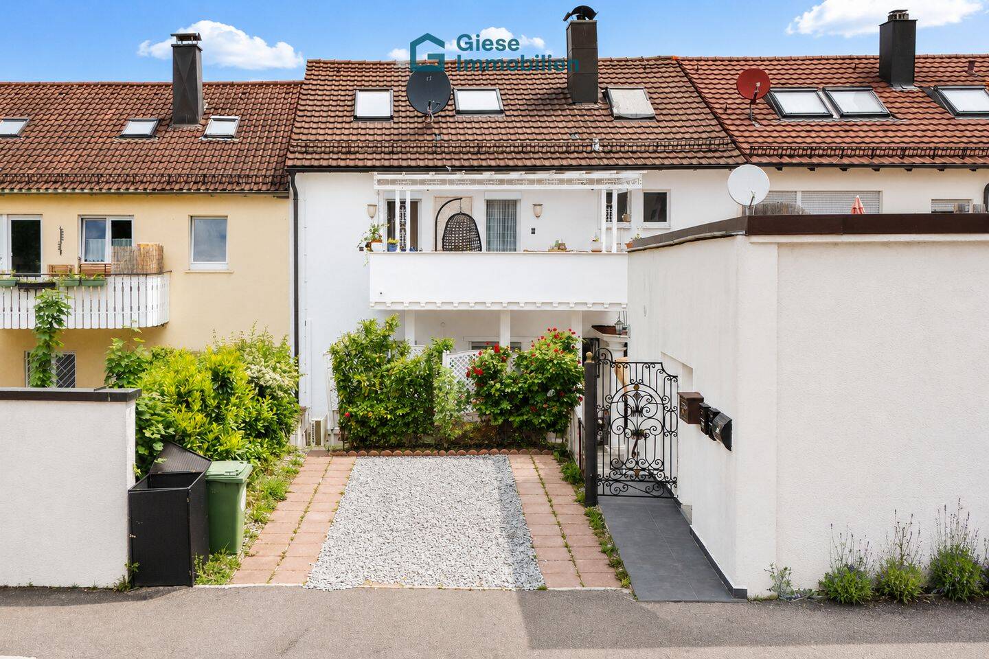 Elegantes Einfamilienhaus mit Wohlfühlcharakter – Stuttgart – Vorschaubild 2