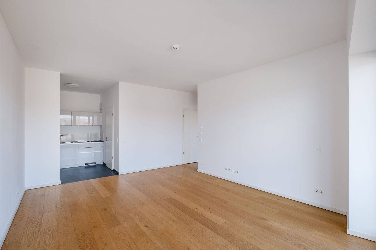 Moderne Eleganz mit Panorama-Kulisse und Concierge im KunstCampus – Berlin – Vorschaubild 3