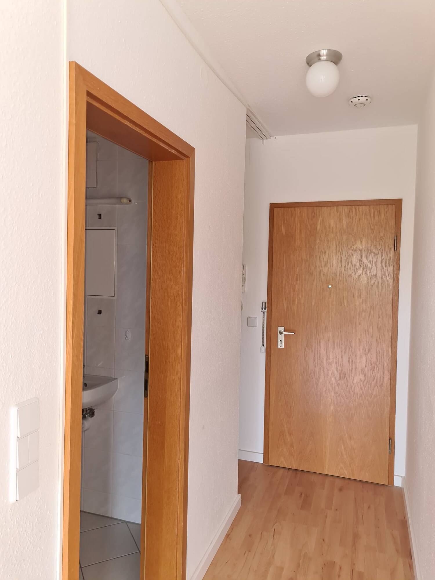 Magdeburg - Neue Neustadt - günstige 2-Raumwhg. mit Balkon & Stellplatz in gepflegter Wohnanlage – Magdeburg – Vorschaubild 6