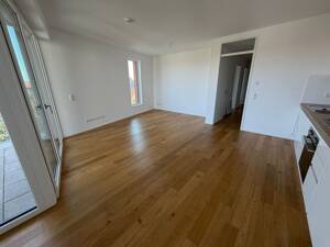 Komfortabel wohnen mit Aufzug, EBK und großem Balkon – 91052 Erlangen – Vorschaubild 2