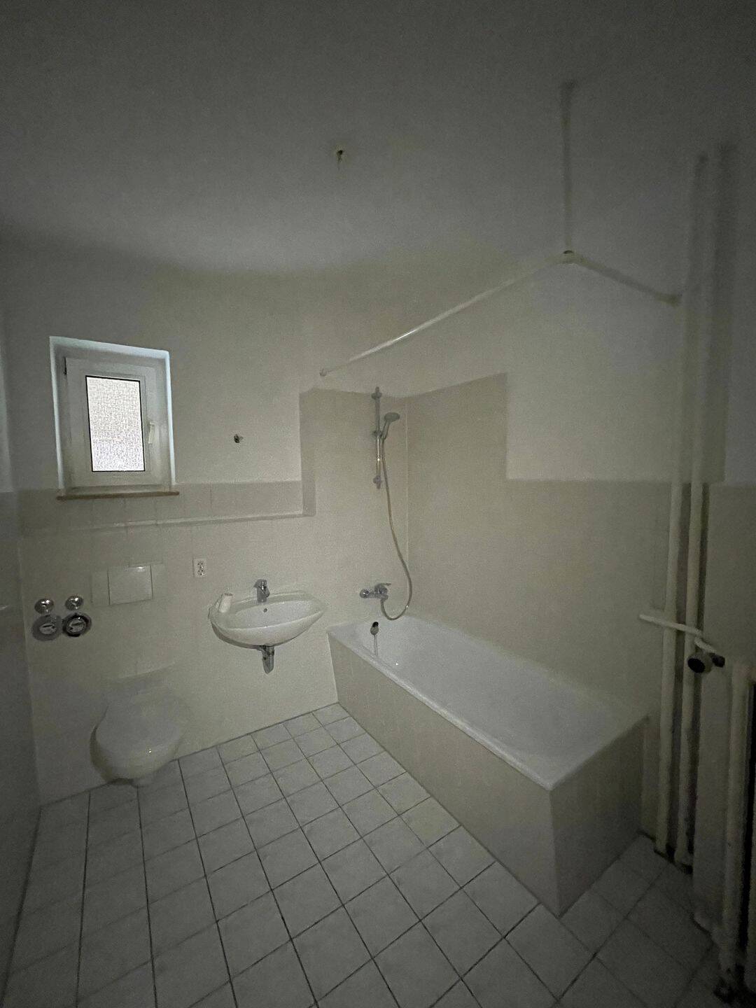 gemütliche 2-Zimmer Wohnung zu vermieten! – Hamburg – Vorschaubild 2