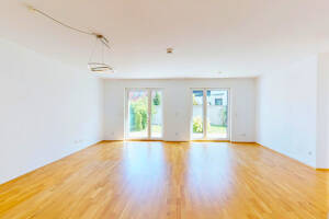 ** Exklusives Wohnen im Ingolstädter Süden - Erdgeschosswohnung mit großer Terrasse und Garten ** – 85051 Ingolstadt – Vorschaubild 2