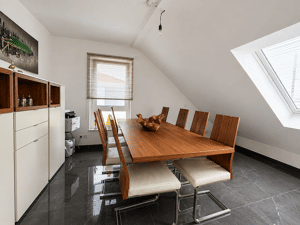 Hermann Immobilien: Exklusive Maisonette-Dachgeschosswohnung mit großer Dachterrasse, Kamin & 3 Stellplätzen – 63128 Dietzenbach – Vorschaubild 7