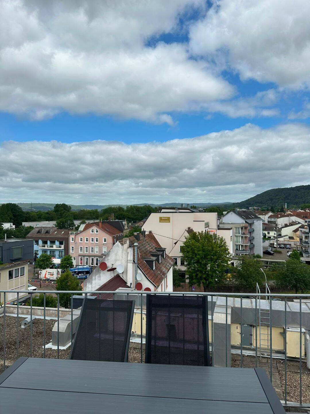 Helle und großzügige Penthousewohnung zu vermieten