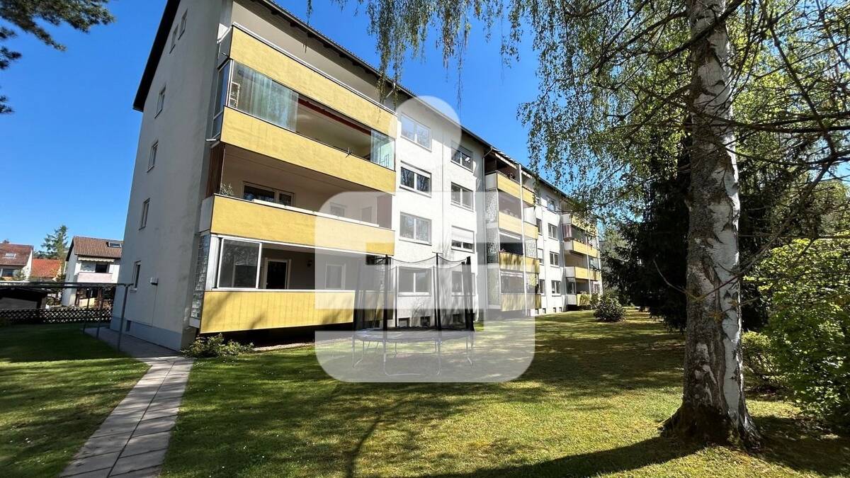 Viel Platz & großer Balkon...bezugsfreie 4-Zimmer-ETW in Alterlangen – 91056 Erlangen – Bild 1 von 9