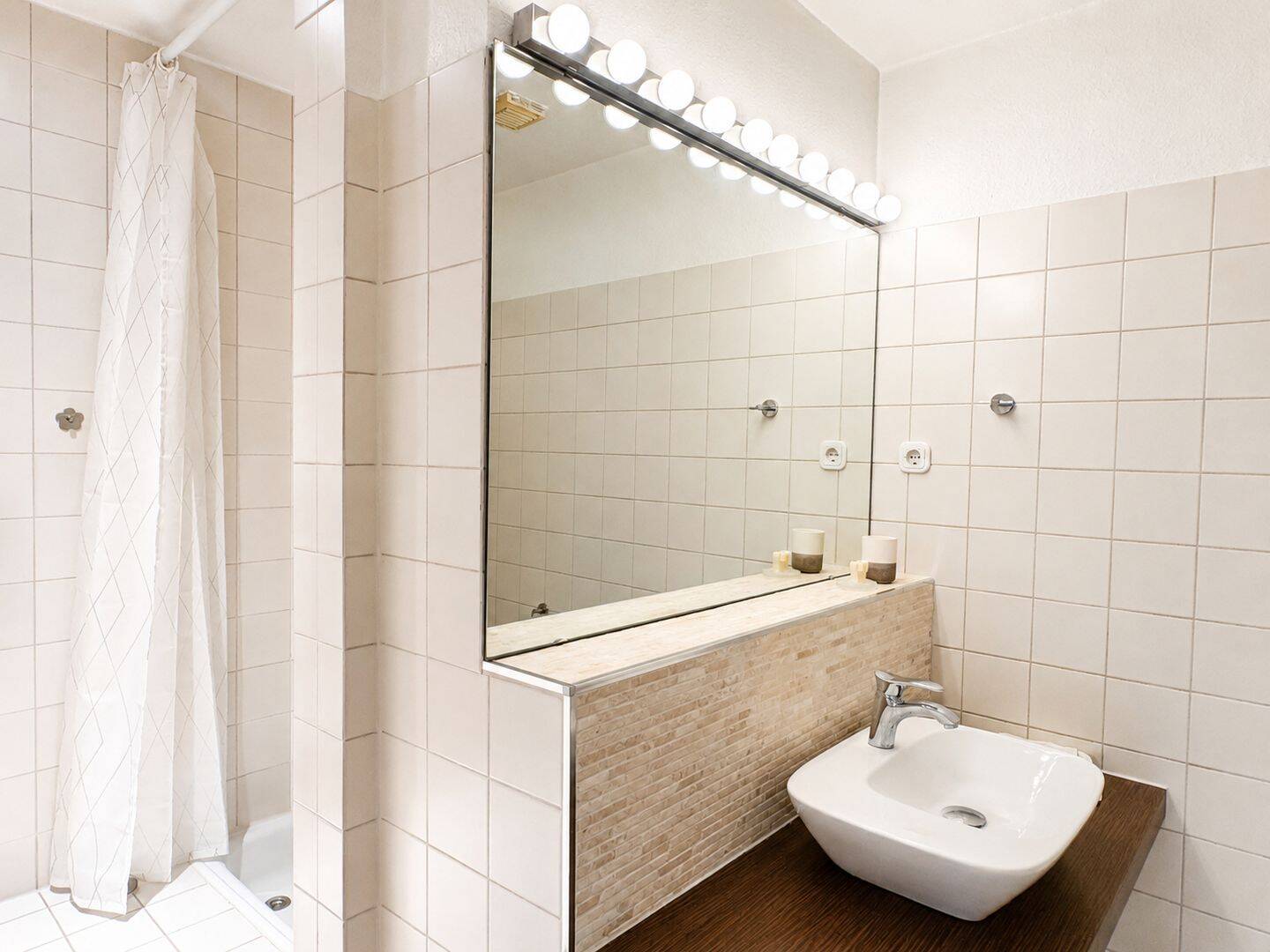Maisonette-Wohnung mit direktem Fahrstuhlzugang und zwei Dachterrassen – Düsseldorf – Vorschaubild 9