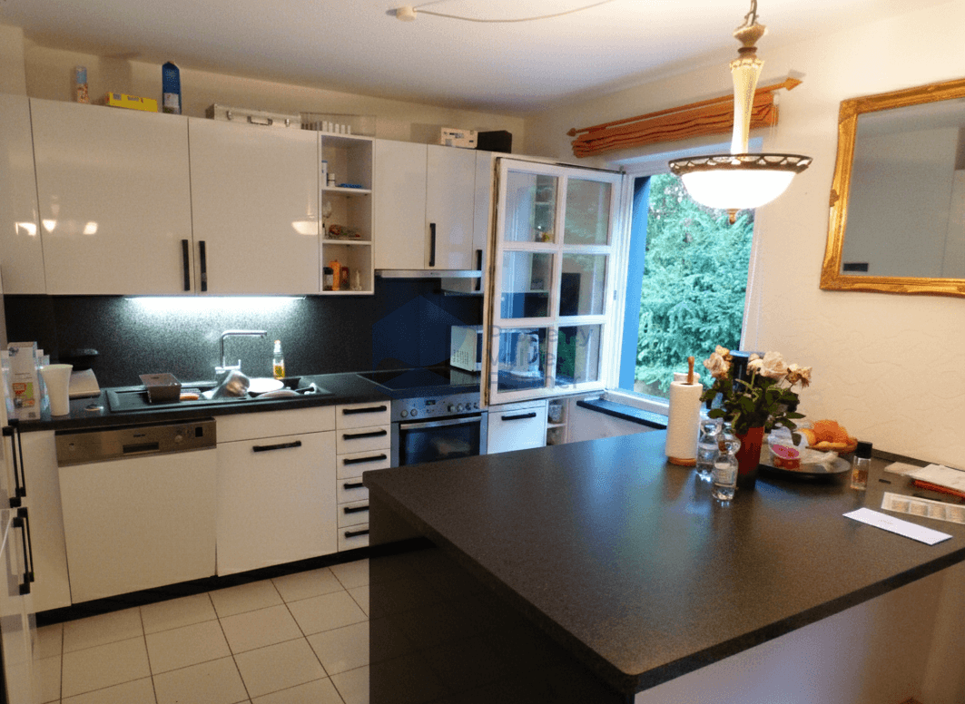 Einfamilienhaus mit Einliegerwohnung bzw. Doppeleinfamilienhaus – Hannover – Vorschaubild 5