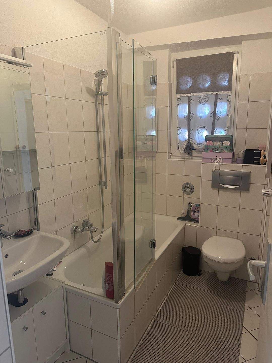 2 Zimmer mit Balkon direkt am Dutzendteich +++ mit Badewanne & WG-geeignet +++ – Nürnberg – Vorschaubild 5