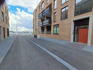 Erstbezug am Hafen mit seitlichem Traveblick und Elektro-TG Parkplatz – 23570 Lübeck – Vorschaubild 4