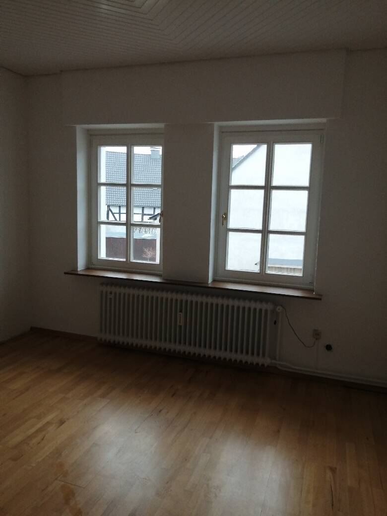 Charmantes Einfamilienhaus mit großzügiger Einliegerwohnung in idyllischer Lage. – Winterberg – Vorschaubild 5