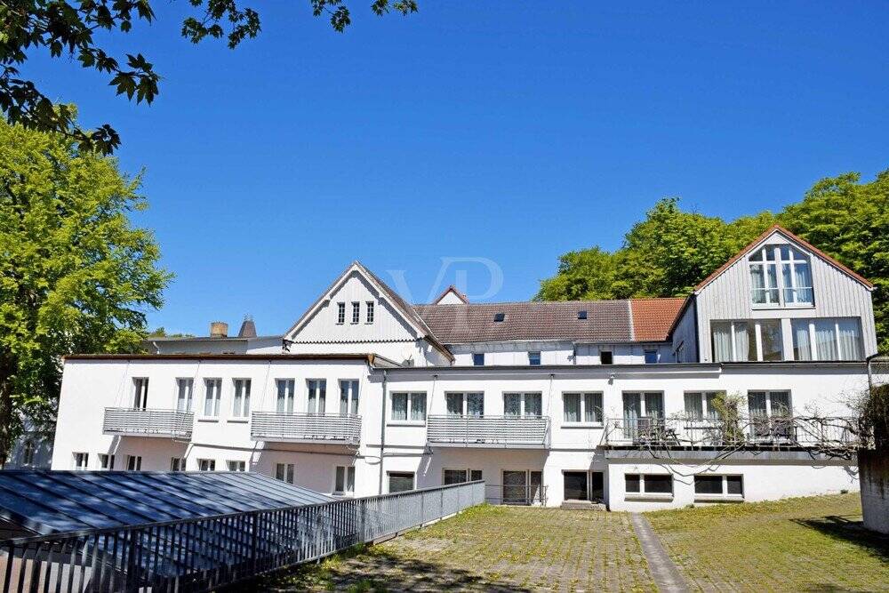 Strandnah: Traditionelle Villa im Herzen des Ostseebades Sellin mit Beherbergungsbetrieb – Sellin – Vorschaubild 9